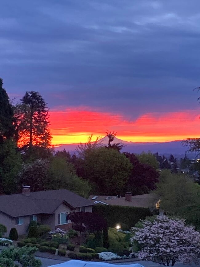 Foto del edificio - 3444 Glen Creek Rd NW