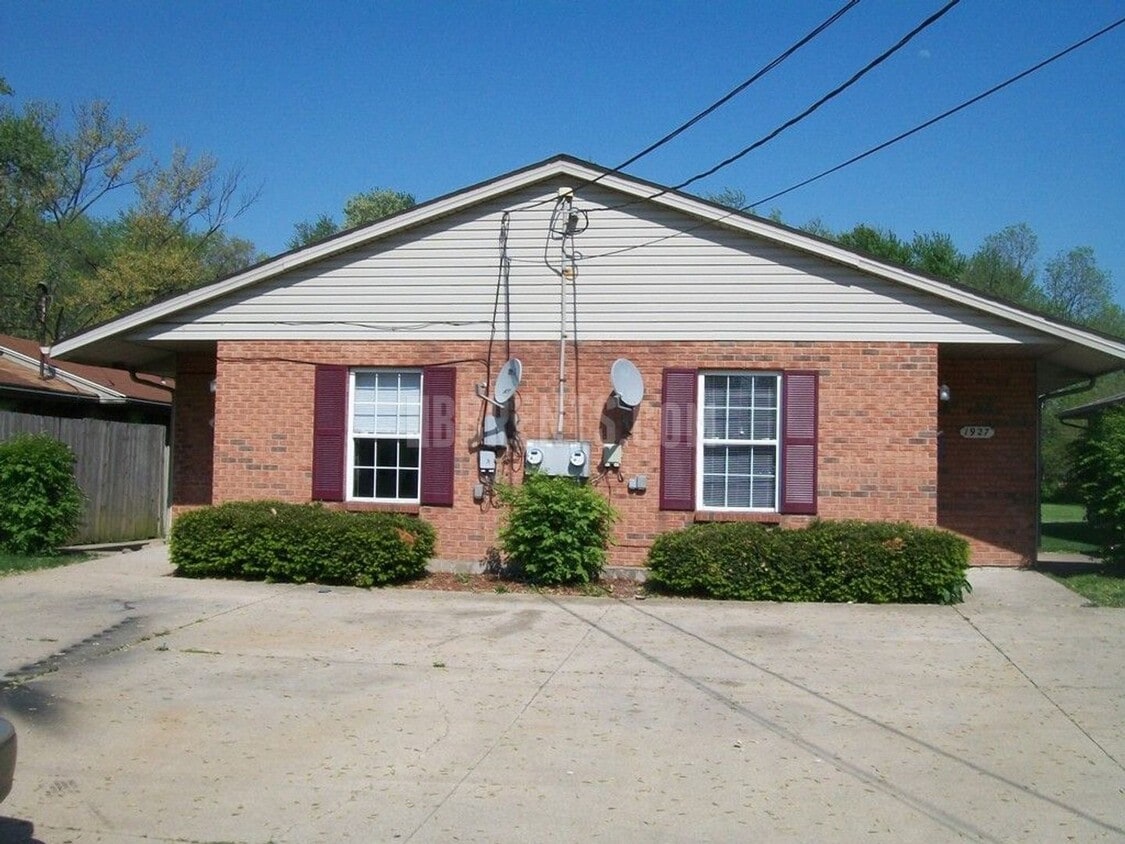 Carolina 1925 1927 Apartment for Rent in Middletown, OH