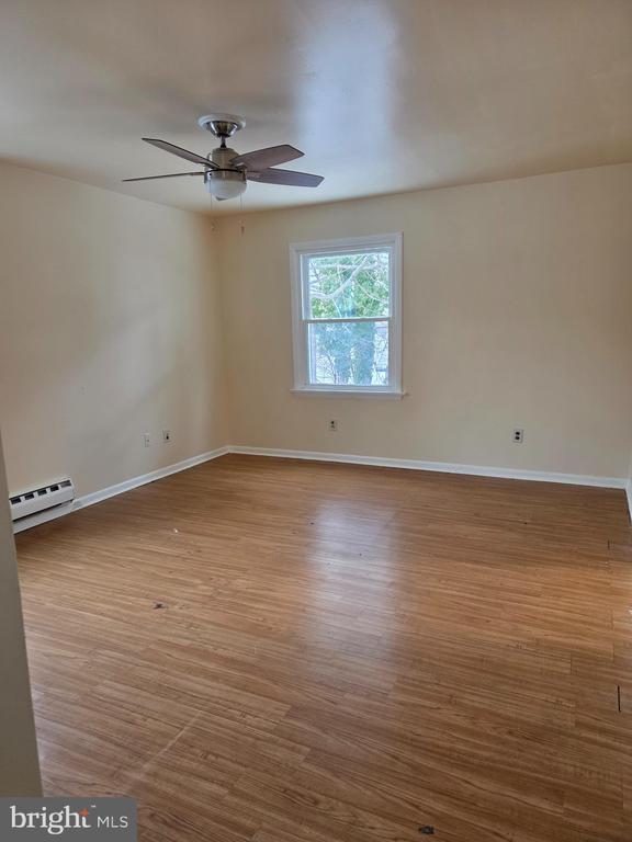 Foto del edificio - 15 W Plumstead Ave