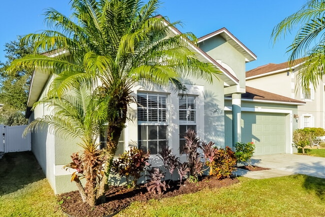 Building Photo - 4650 Salamander St