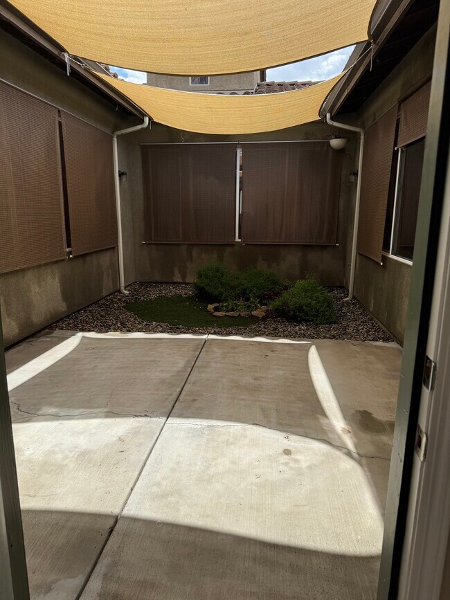 Foto del edificio - 5313 Pelican Hill Dr