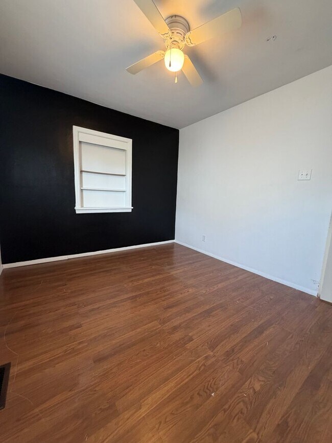 Foto del edificio - 3 bed | 1 bath Home for Rent in Granite City