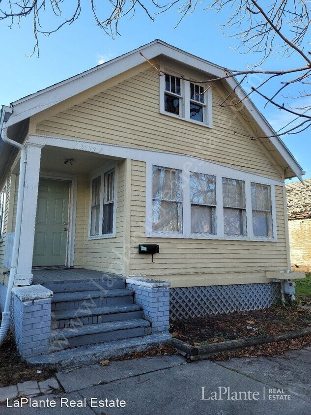 3149 Elm St, Toledo, OH 43608 House for Rent in Toledo, OH