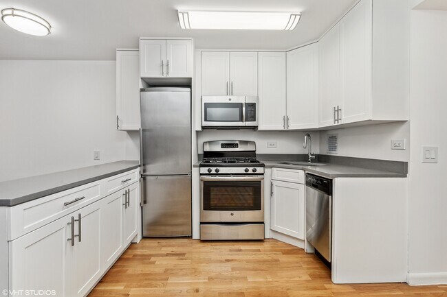Se muestra la típica residencia tipo estudio - Gateway Battery Park City