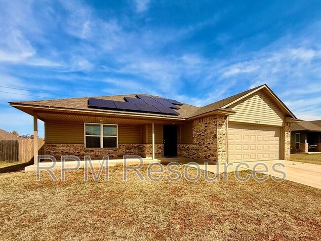 Photo - 11009 NW 100th St House