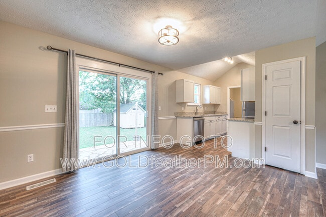 Building Photo - 7106 Sugar Maple Dr