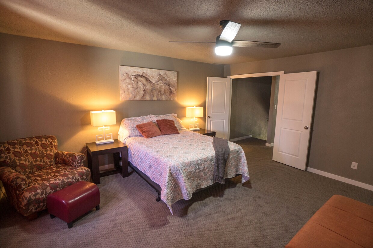 Photo - 3872 Constitution Ave (Colorado Springs, CO)