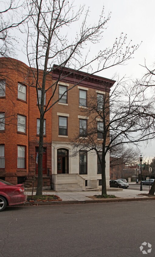 Building Photo - 1701 Bolton St