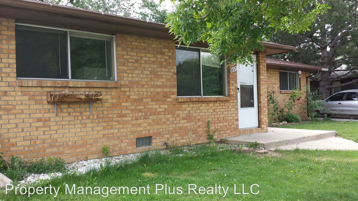 235 Andrew Ct, Longmont, CO 80504 Condo for Rent in Longmont, CO