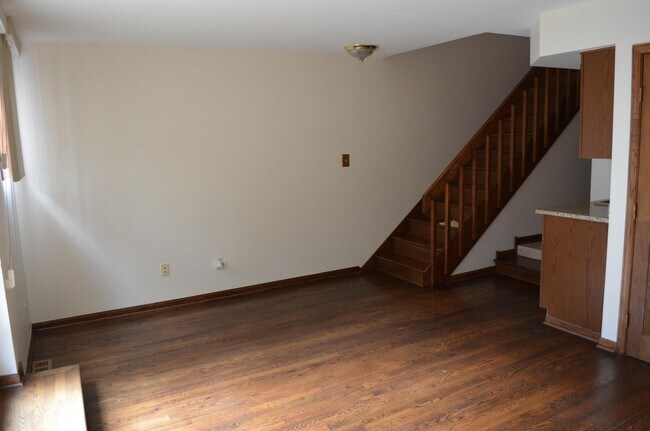 Foto del edificio - 1157 W Vernon Park Pl