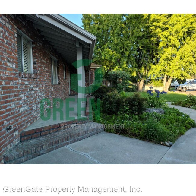Building Photo - 3 br, 2.5 bath House - 945 Van Ct