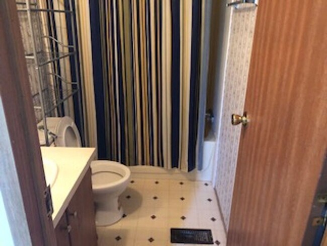 Foto del edificio - 2 Bedroom Singlewide near Pinetops Hilltop Mobile Home Park