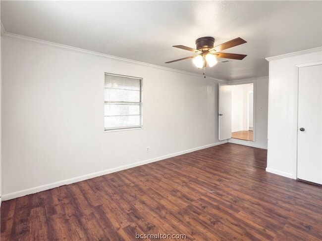 Building Photo - 507 Dogwood St