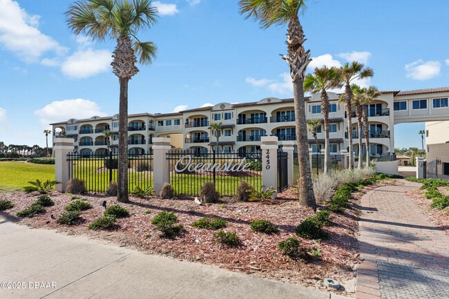 Foto del edificio - 2450 N Ocean Shore Blvd