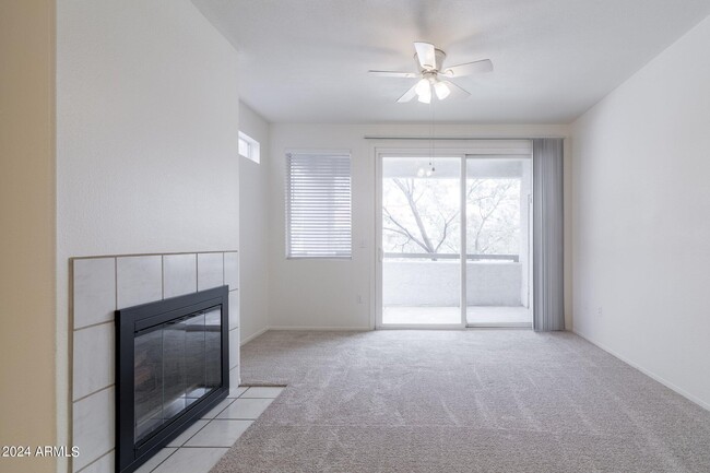 Foto del edificio - 11375 E Sahuaro Dr