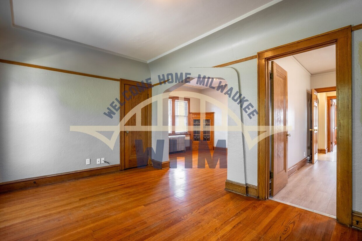 Primary Photo - Welcome Home to this Cozy 2 Bedroom Upper ...