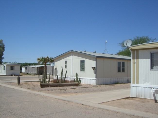 Building Photo - Las Casitas Mobile Home Park