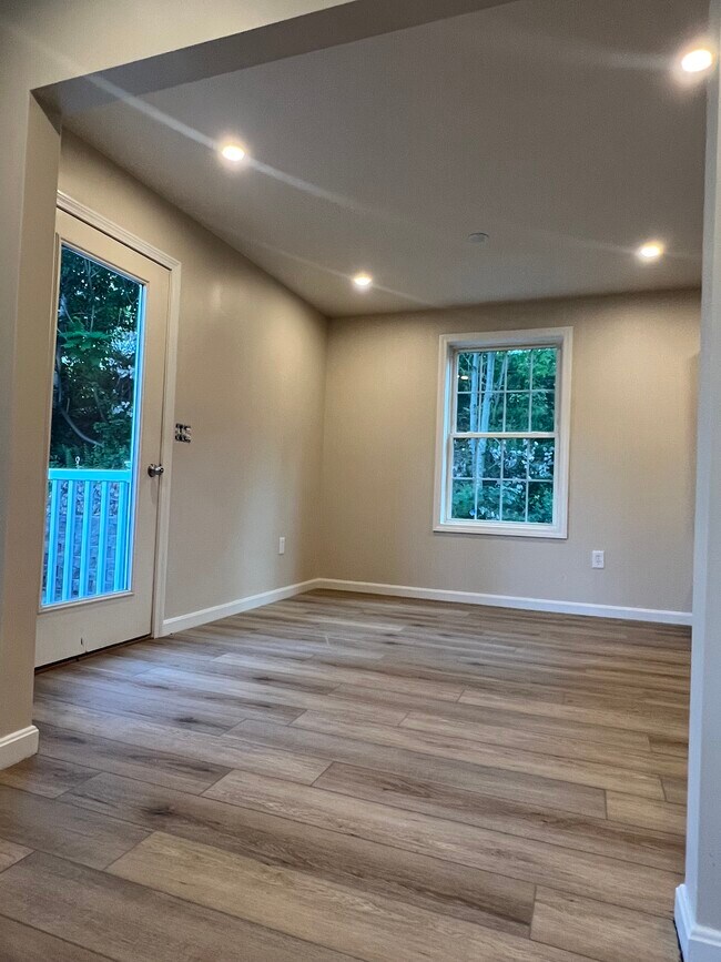 Foto del edificio - 43 Tonella Rd