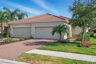 Building Photo - 1767 Alameda Dr
