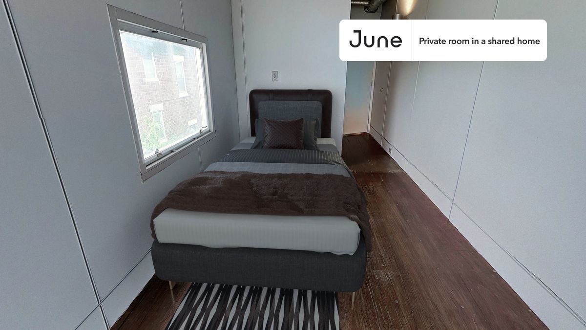 Foto principal - Room in Shared 6 bed/6 bath home