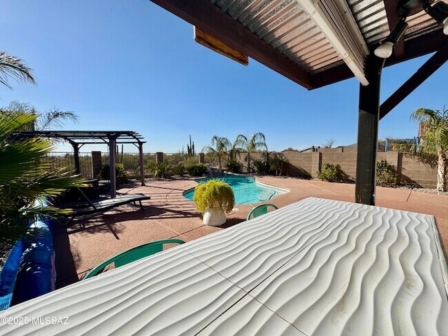 Building Photo - 12361 N Globe Mallow Pl