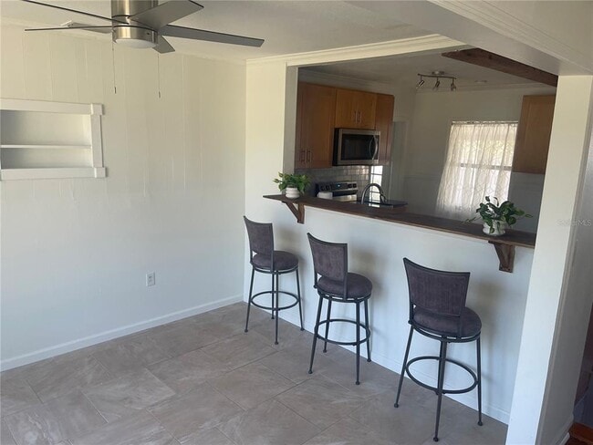 Foto del edificio - 6217 S Foster Ave