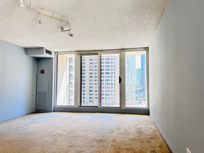 Foto del edificio - 200 N Dearborn St