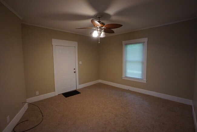 Photo - Dearcy House