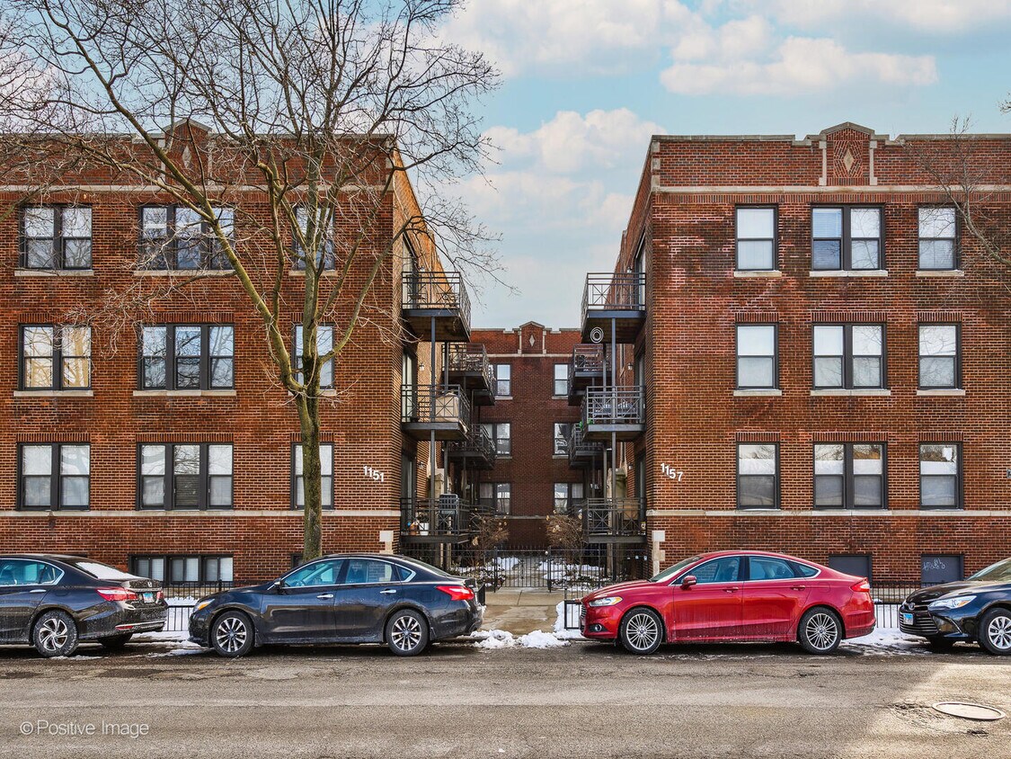 1155 W Grace St Unit 2N, Chicago, IL 60613 Condo for Rent in Chicago