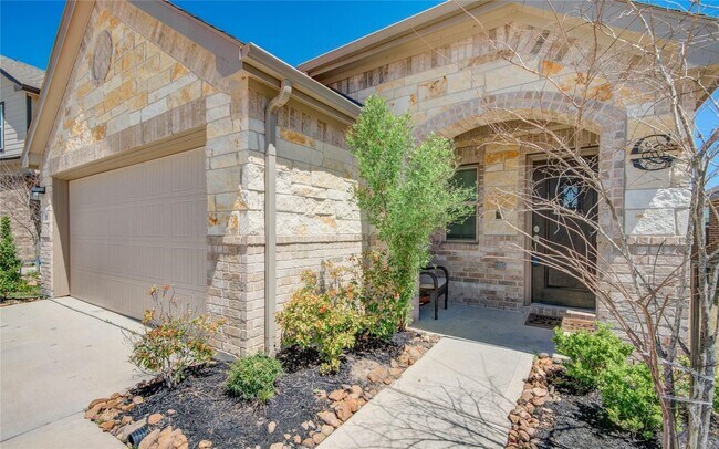 Building Photo - 5742 Pampus Prairie Rd
