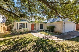 Building Photo - 15831 W Dorman Dr