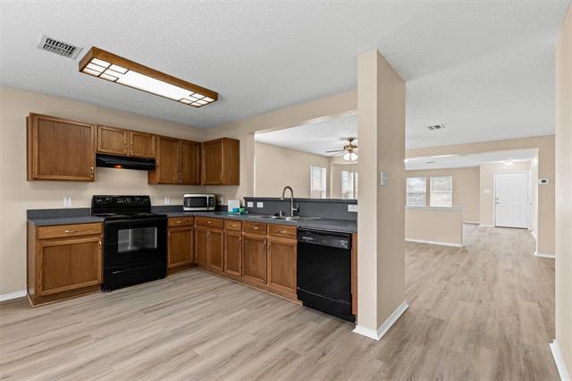 Foto del edificio - 13717 Canyon Ranch Rd