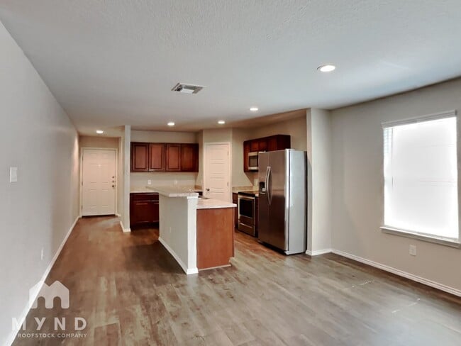 Foto del edificio - 4011 Turning Pine Edge