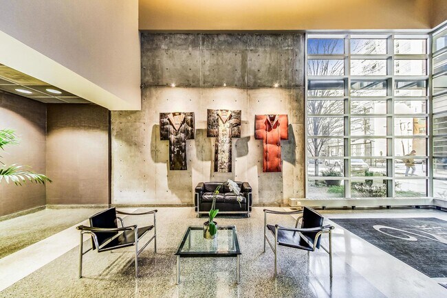 Foto del edificio - 720 N Larrabee St