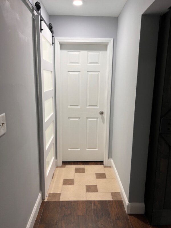 Building Photo - 305 Middleton Pl