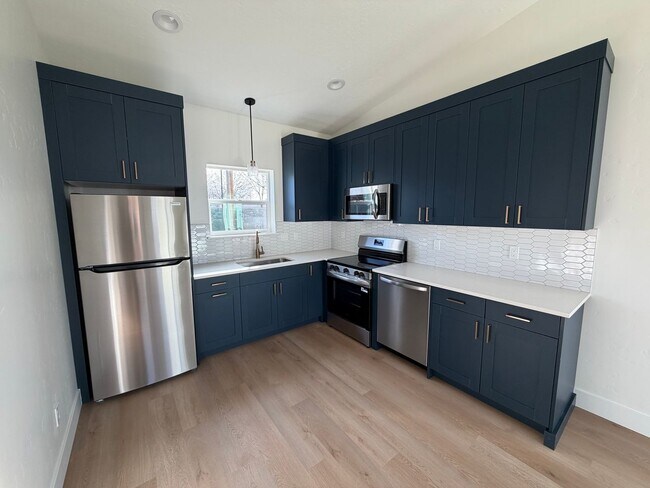 Foto del edificio - Available Now-Brand New 1-Bed Cottage in the Heart of Boise