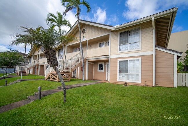 Building Photo - 2Bd,2Ba,1Pkg in Waipio Uka - $2700 -Must S...