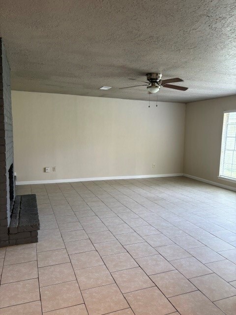 Building Photo - 16030 Blackhawk Blvd