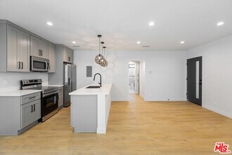 Building Photo - 3622 Keystone Av