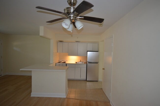 Foto del edificio - 2032 Linden Ave