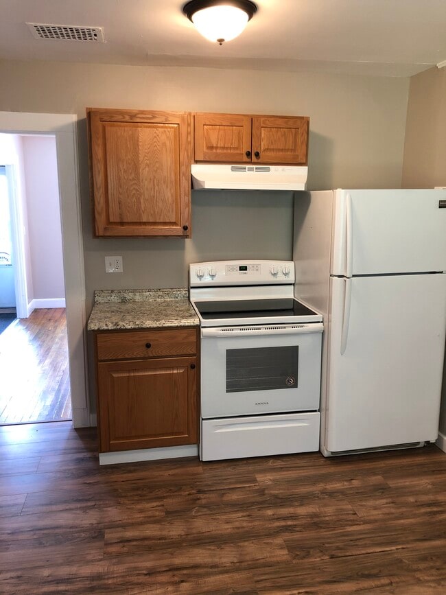 Kitchen - 15 Berkeley Street