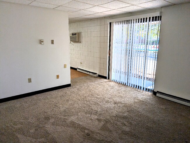 Foto del edificio - 2668 Elmwood Ave