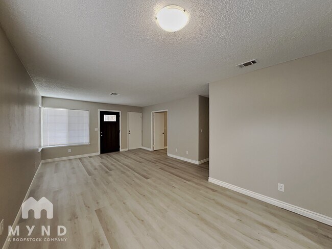 Foto del edificio - 1602 Mapleleaf St