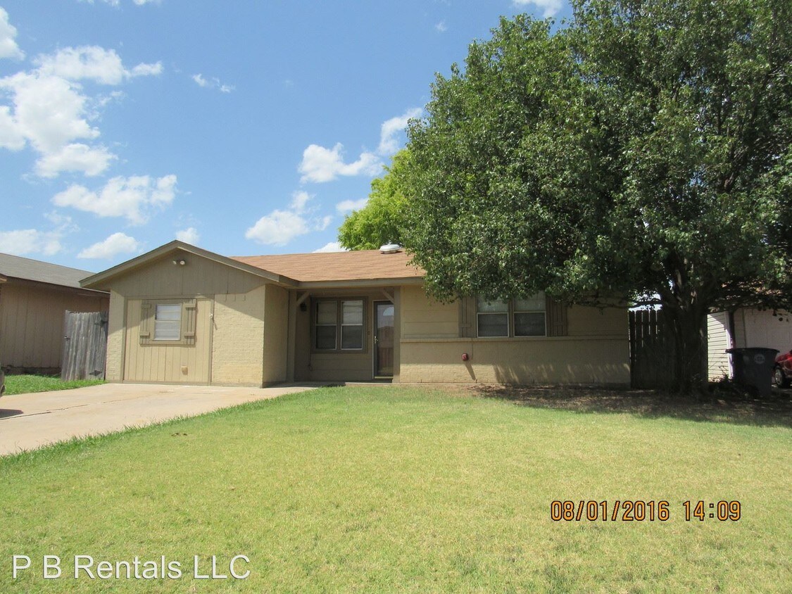 Primary Photo - 3903 SW Pecan Pl