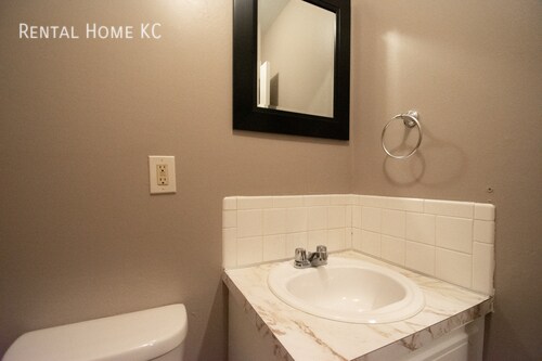 Foto del edificio - 7718 Kessler Ln