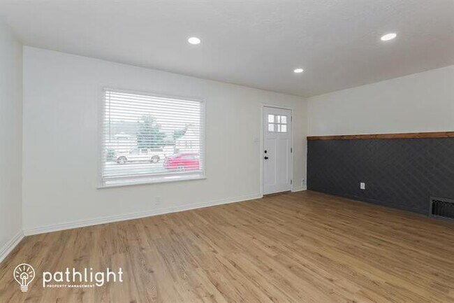 Foto del edificio - 173 Mond St, Ogden, UT, 84404
