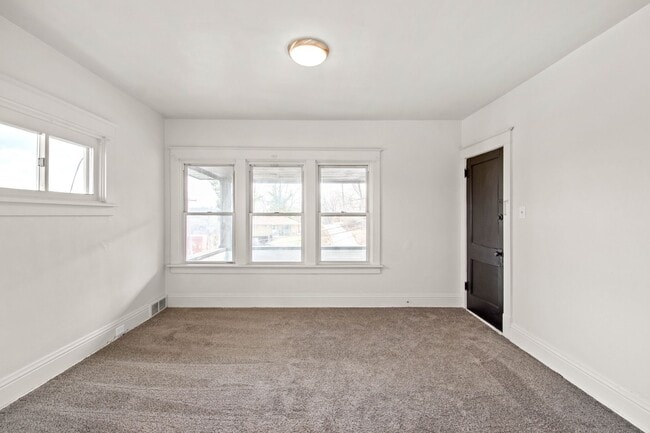 Photo - 1024 Steuben St Apartment