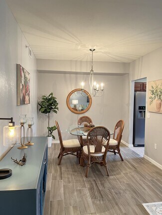 Building Photo - 2628 Somerville Loop