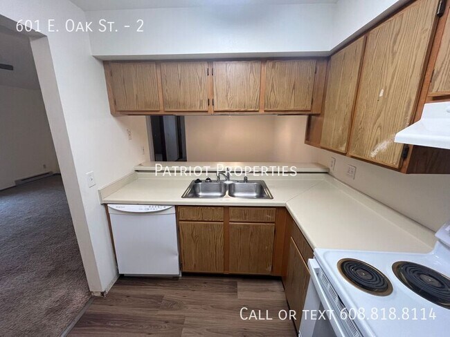 Foto del edificio - 601 E Oak St