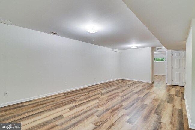 Building Photo - 11260 Bear Woods Pl